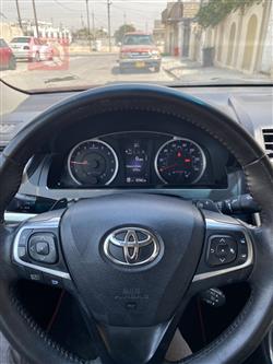 تۆیۆتا کامری